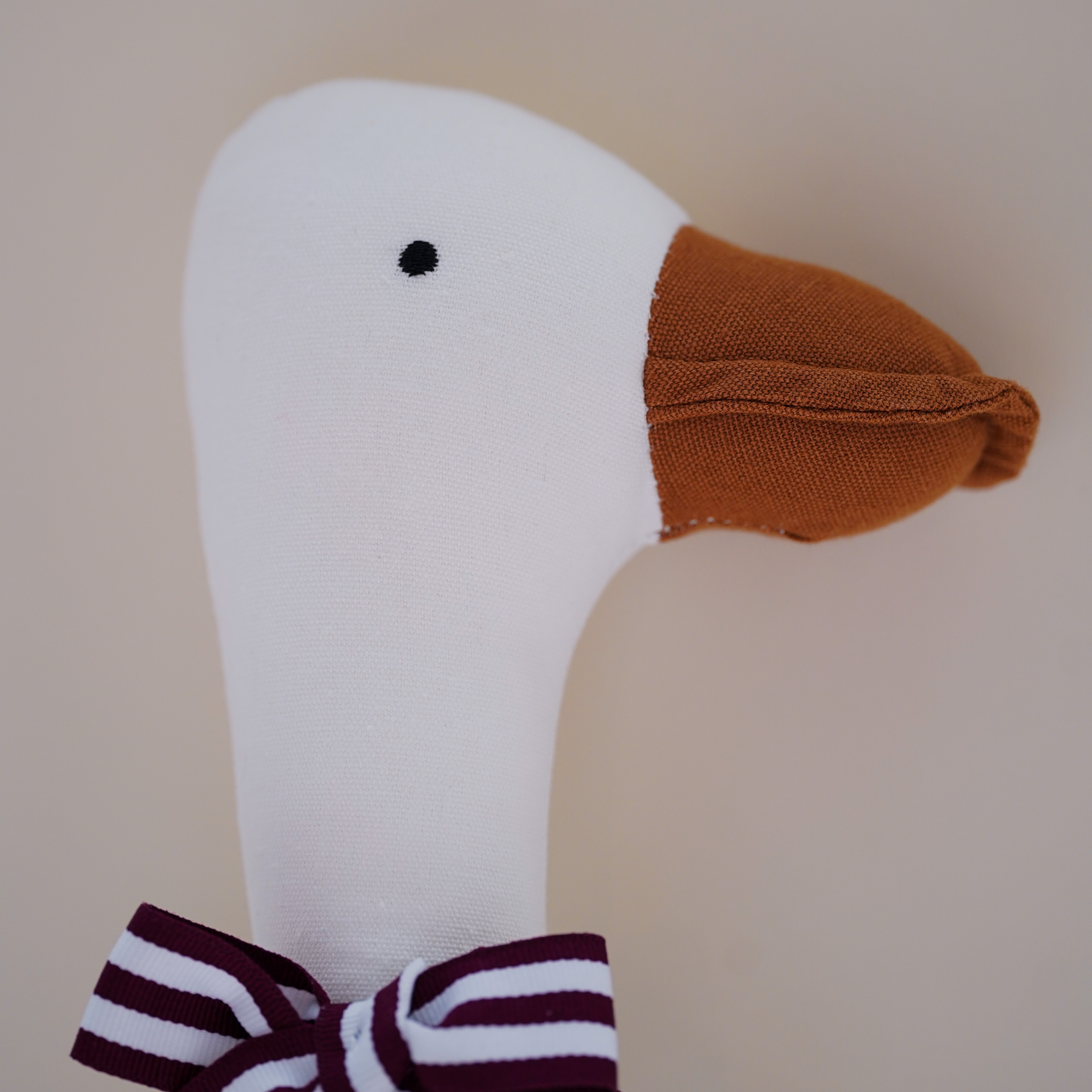 Stylish Cloth Goose Doll - Han - Baby Nursery Game avis et prix