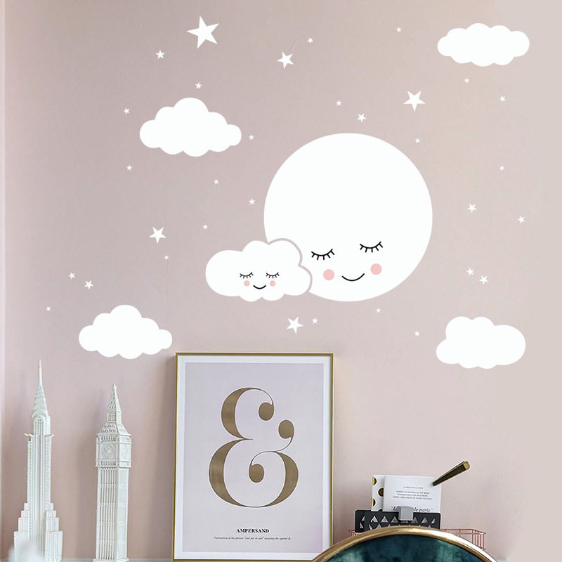 White Cartoon Smiling Cloud St - Baby Nursery Mural Wallpaper avis et prix